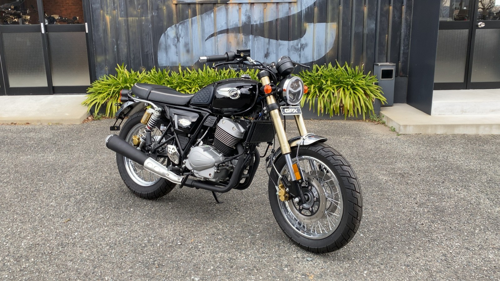 GPX LEGEND250 TWINⅢ ブラック 当店ラスト1台！ B358414| BDSバイク
