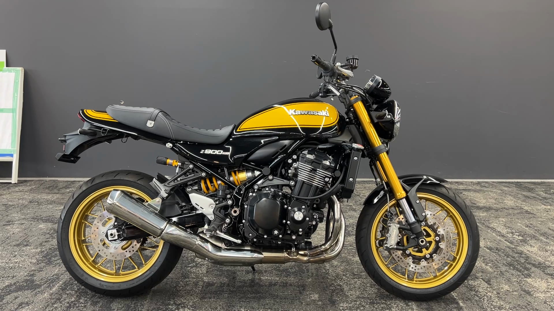 カワサキ Z900RS SE 2023モデル B671861| BDSバイクセンサー