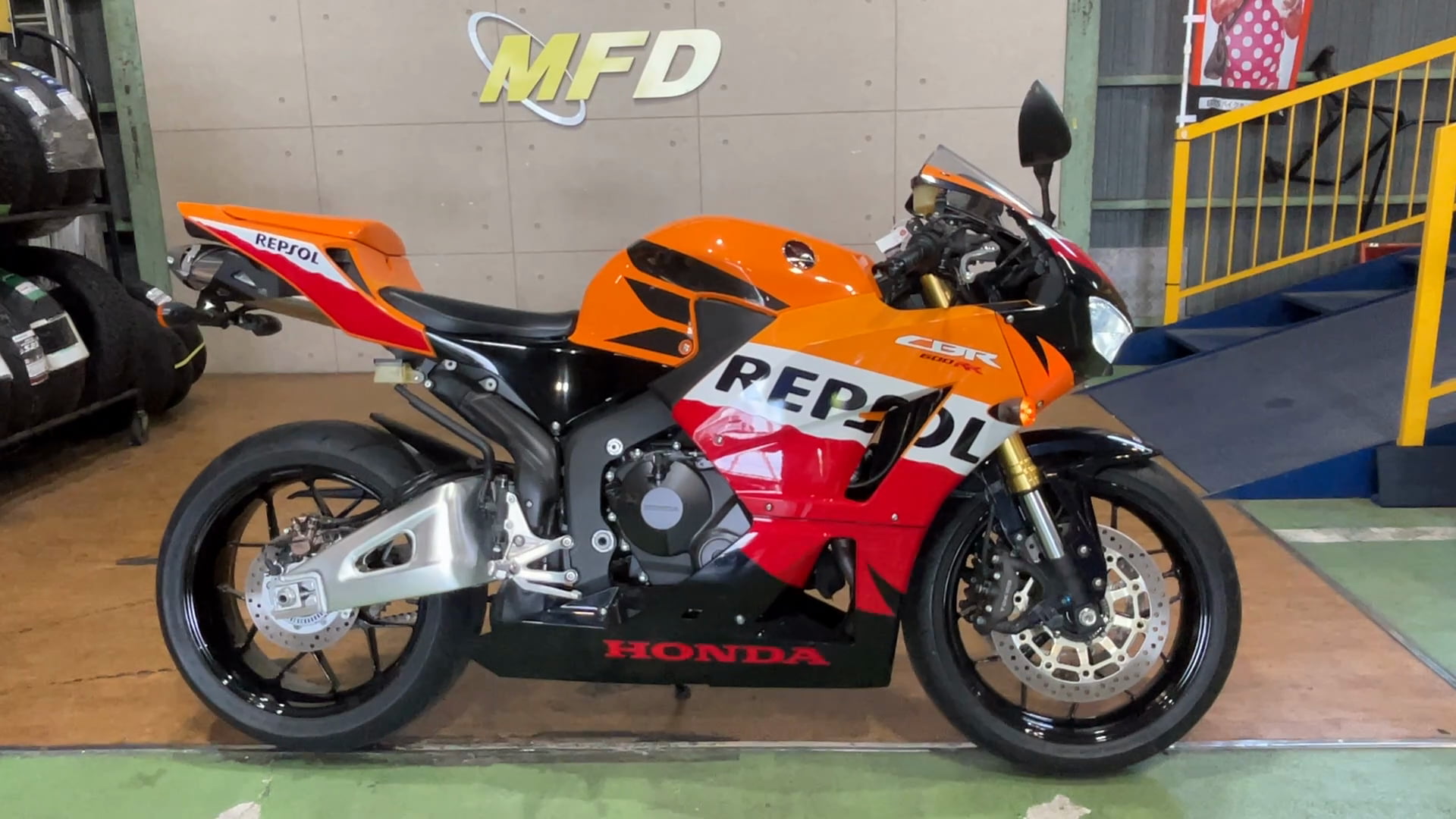 ホンダ CBR600RR 【レプソルカラー!!】 B650236| BDSバイクセンサー